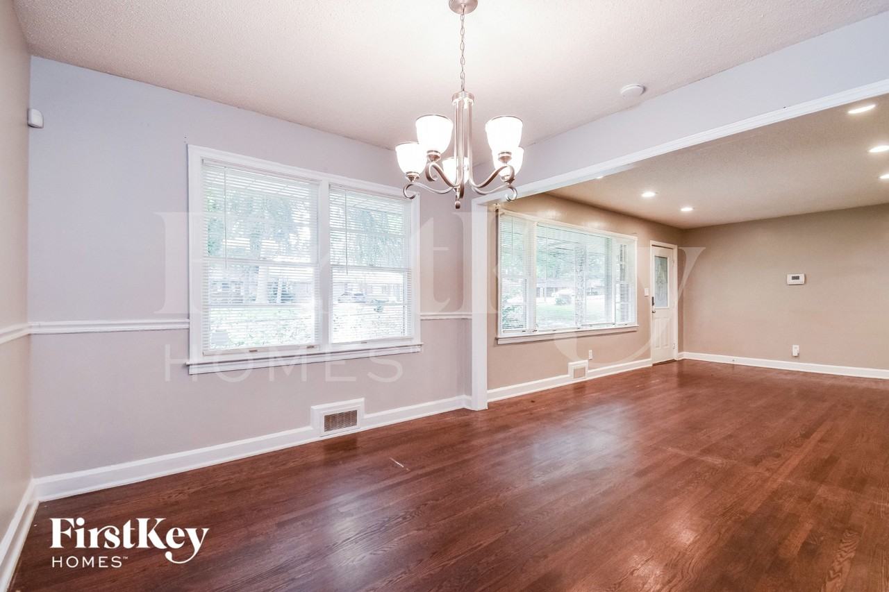 1885 Long Dr - Photo 5 of 15