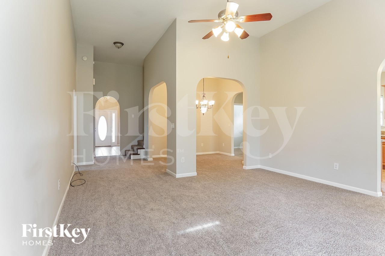 173 Waterford Highlands Trl - Photo 2 of 15