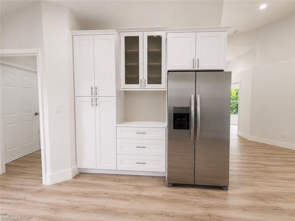 8204 Ibis Cove Cir #B212 - Photo 5 of 31