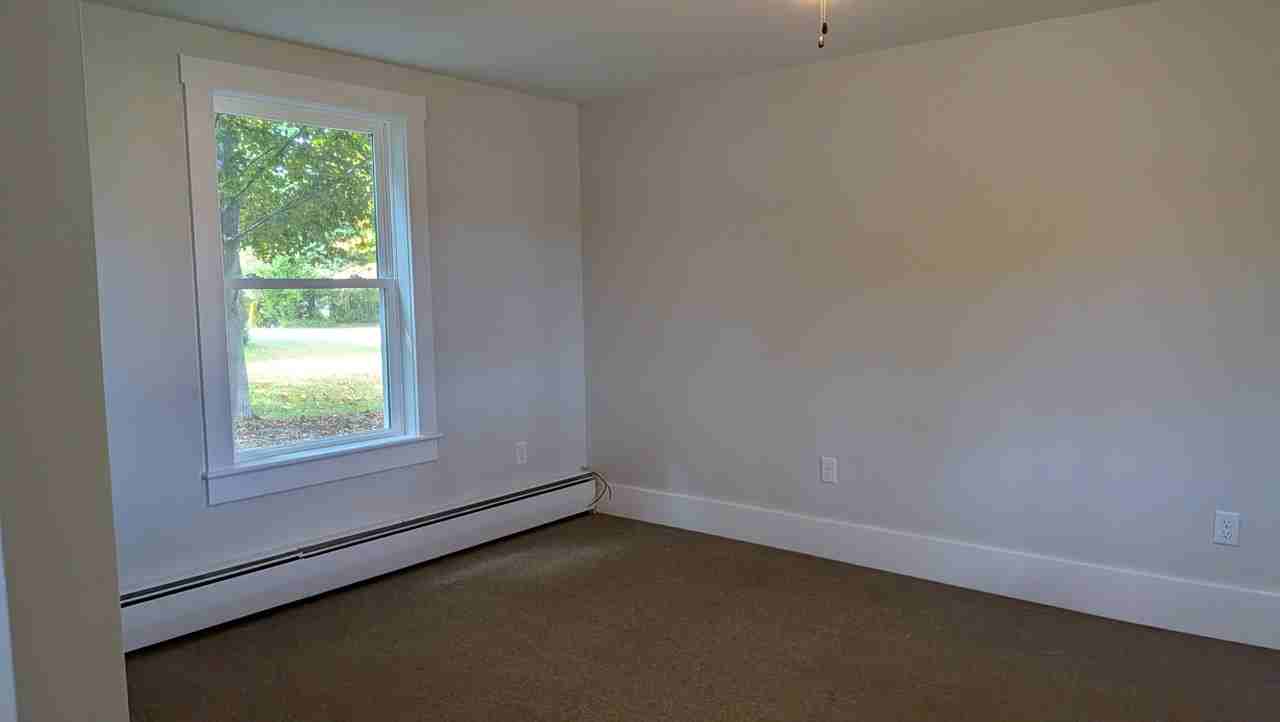 64D Portland St - Photo 7 of 13