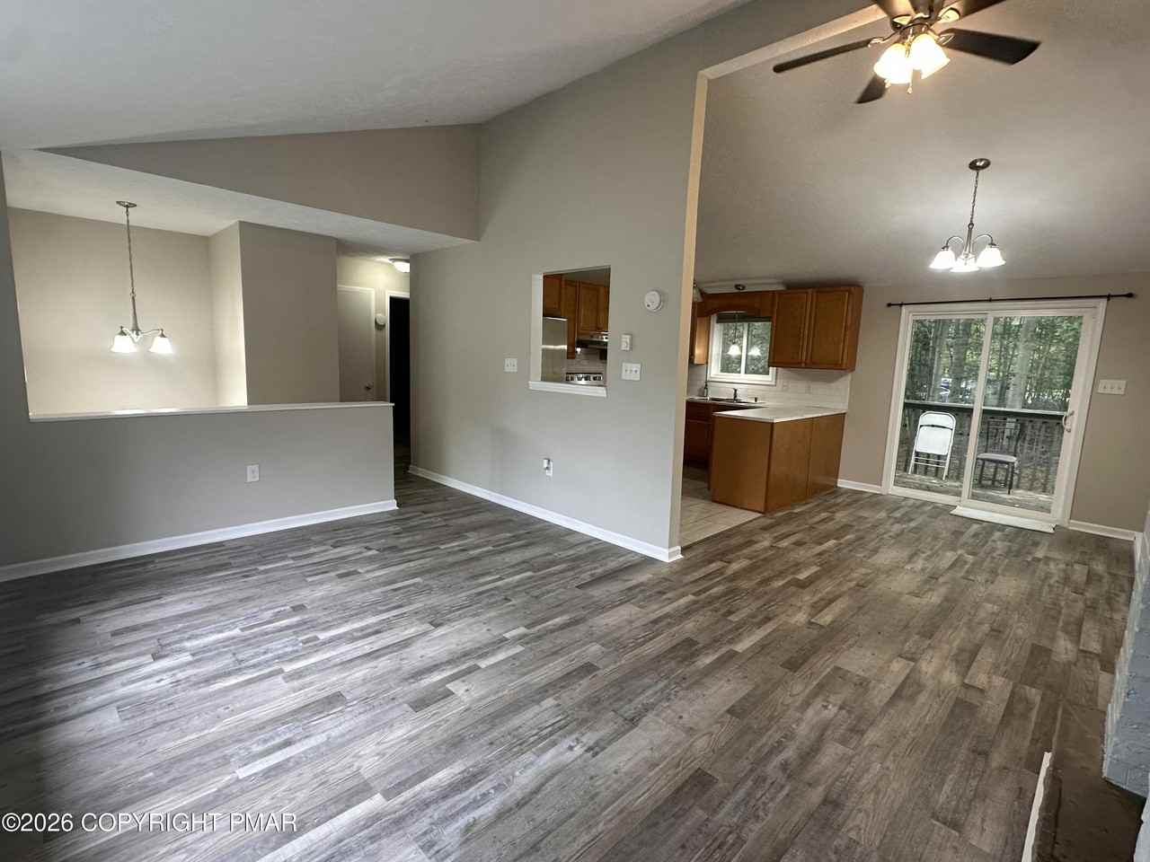 1129 Trapper Ln - Photo 6 of 16
