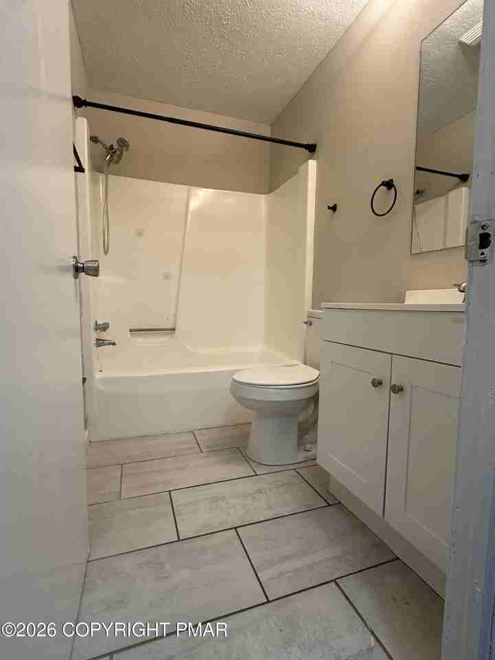 1129 Trapper Ln - Photo 7 of 16