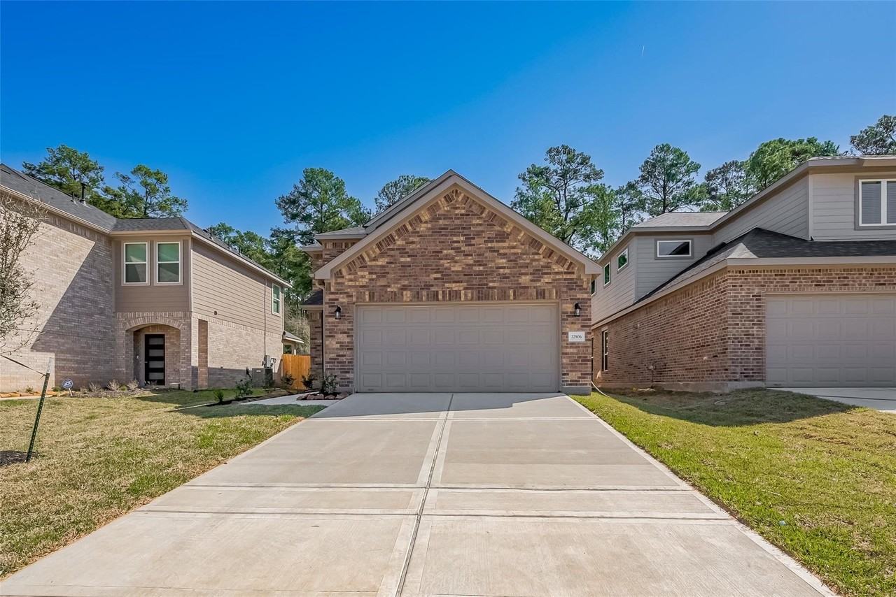 22906 Ephesus Ave - Photo 2 of 42
