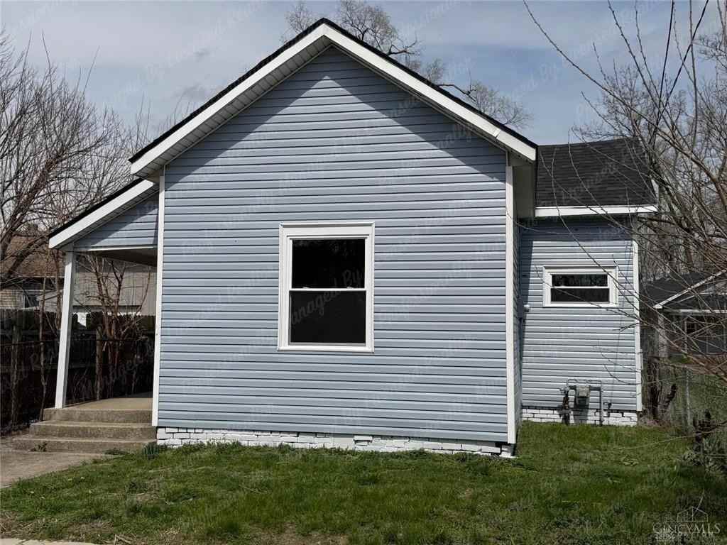 1803 North Ave - Photo 3 of 20