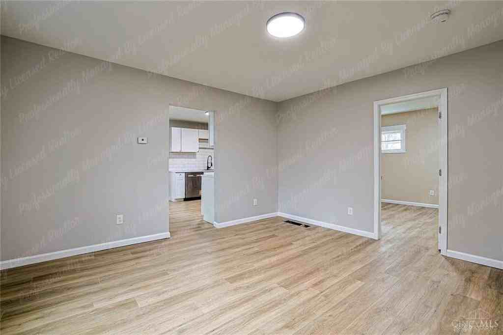 1803 North Ave - Photo 5 of 20