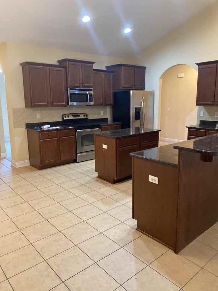 603 Rowan Cir - Photo 3 of 4