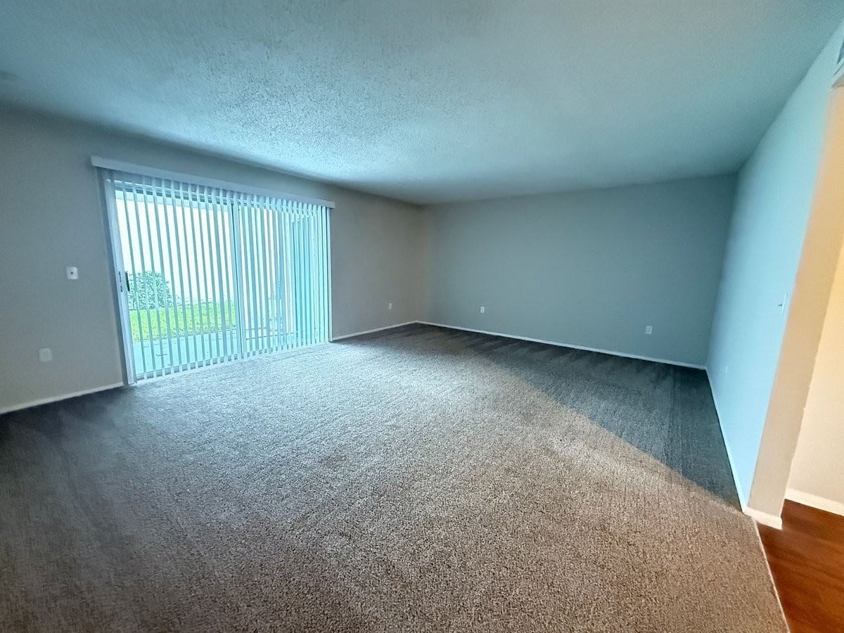 4419 S Semoran Blvd #7 - Photo 5 of 28