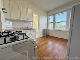 featured image of 279 Harvard St #43