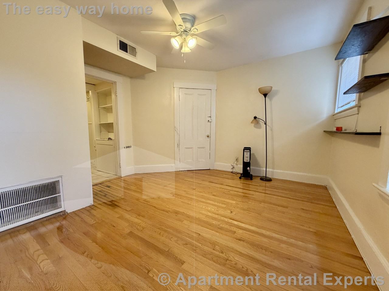 17 Bay St #2L - Photo 4 of 13