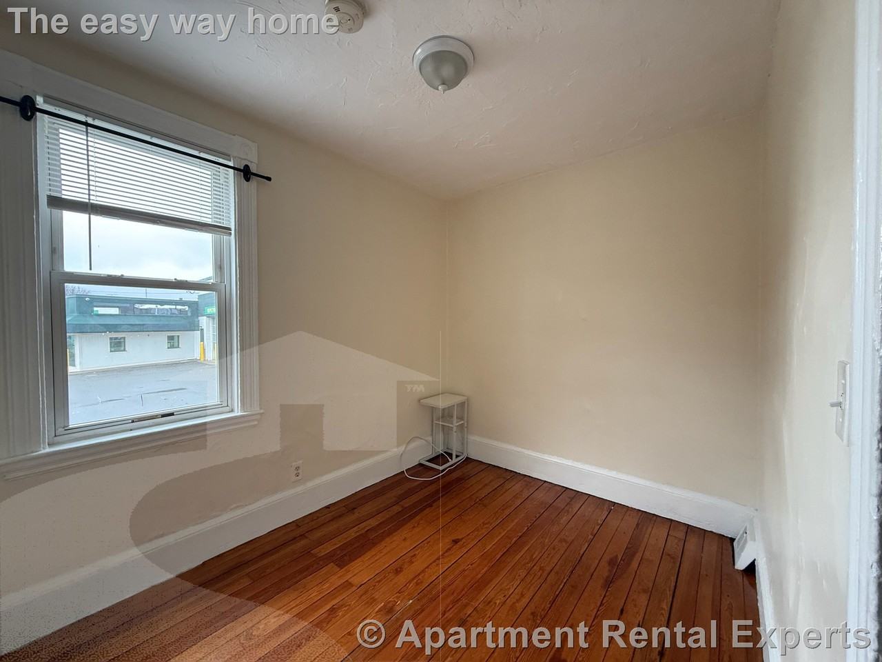 259 Beacon St #2 - Photo 4 of 8