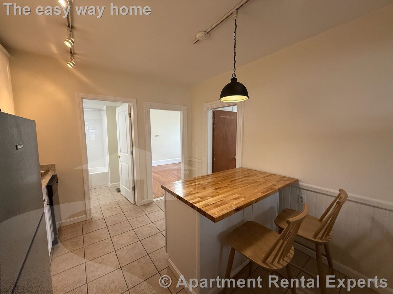259 Beacon St #2 - Photo 5 of 8