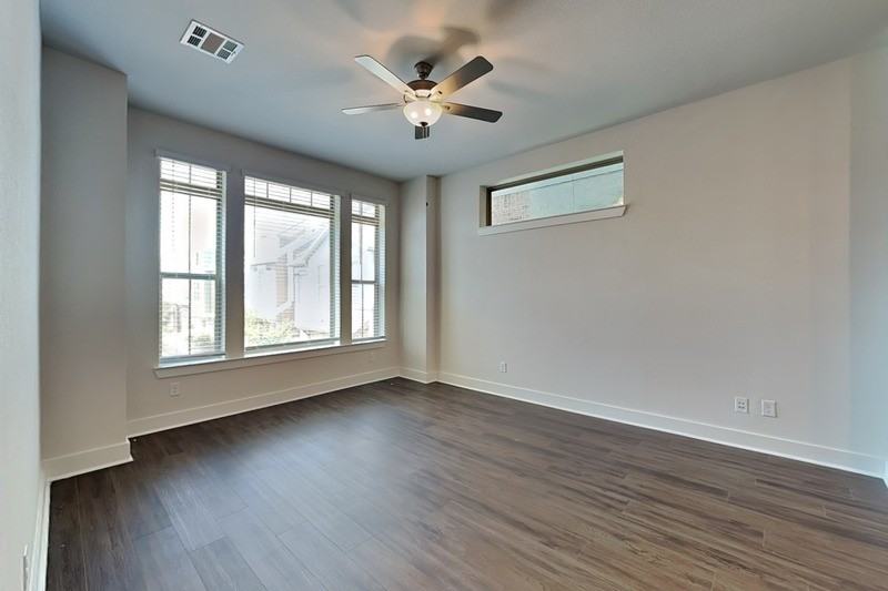 2727 Flowering Peach Ln - Photo 3 of 23