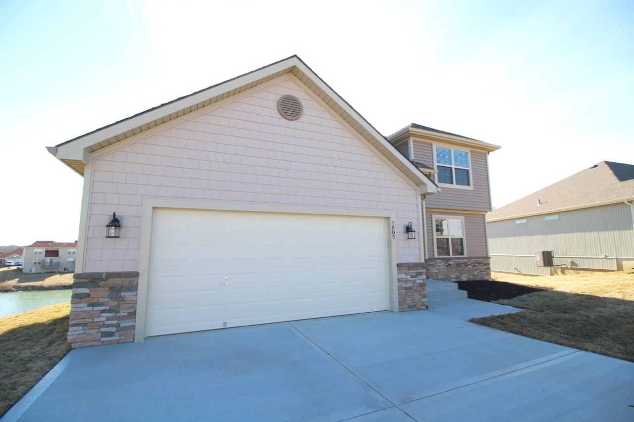 1819 Northwest 71 Street - Photo 3 of 36