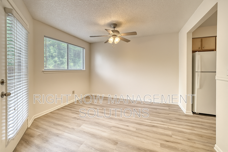 3713 South Gekeler Laneapt #24 - Photo 2 of 19