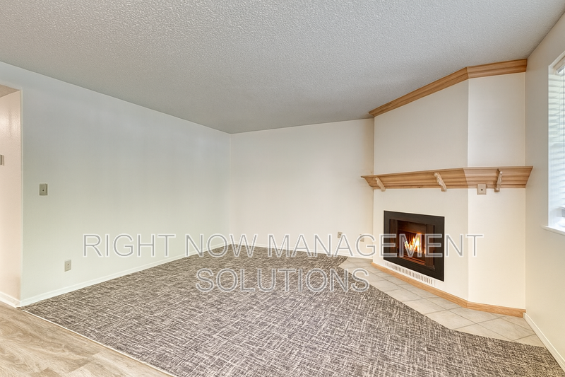 3713 South Gekeler Laneapt #24 - Photo 5 of 19