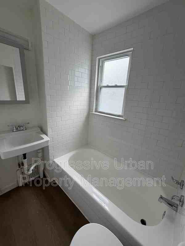 4473 W 133rd St - Photo 6 of 11