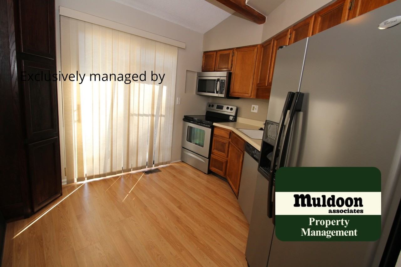 4543 Castlepoint Dr - Photo 2 of 8