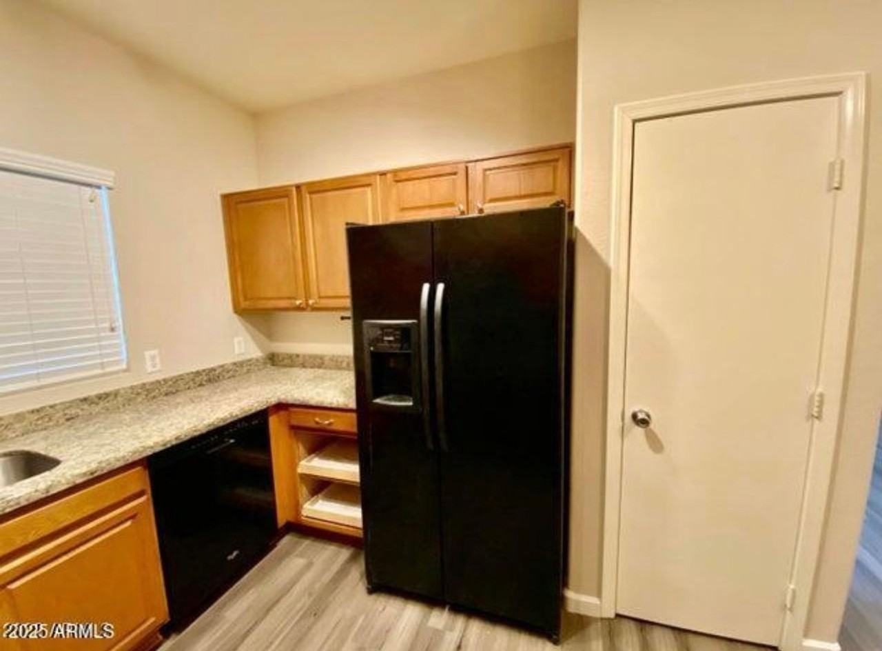 4056 E Abraham Ln - Photo 7 of 20