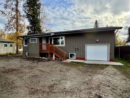 featured image of 815 College Rd