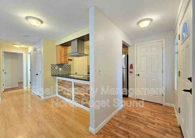 514 97th Dr Ne #B - Photo 4 of 19
