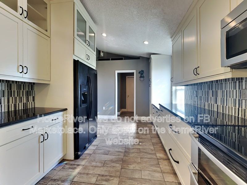 501 Sw Deer Run - Photo 4 of 42