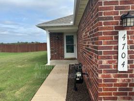 4704 Ne Wisconsin St - Photo 1 of 1
