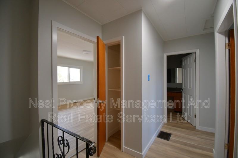 590 Central St E #1 - Photo 6 of 18