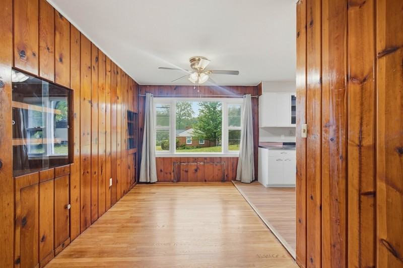 5907 Walnut St - Photo 4 of 23