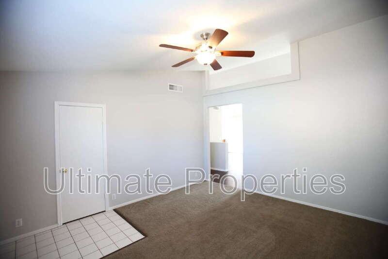 10407 W Medlock Dr - Photo 2 of 19