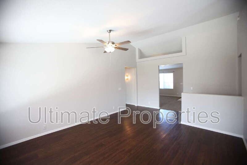 10407 W Medlock Dr - Photo 7 of 19