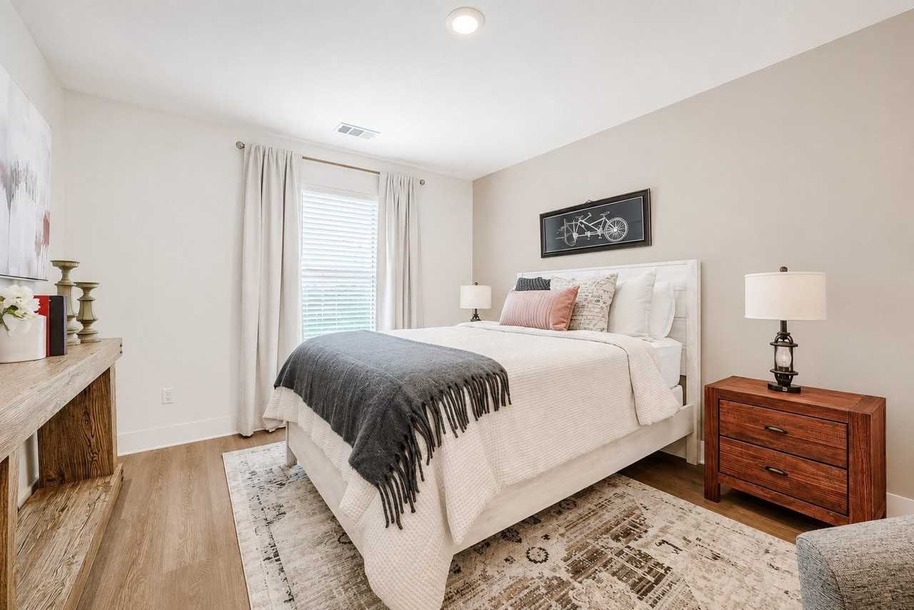 720 Chestnut Ave - Photo 5 of 15