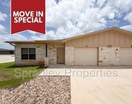 1037 Hibiscus Unit A - Photo 1 of 1