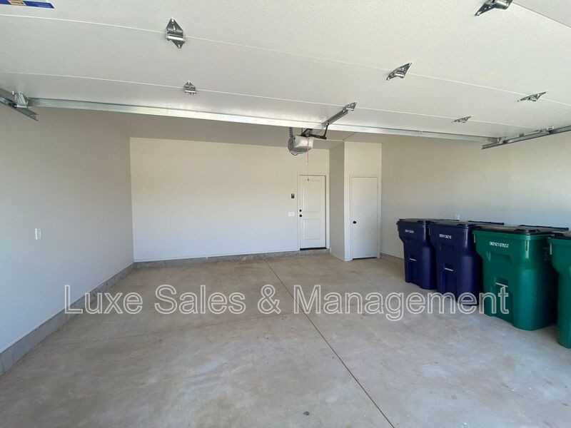 8000 Nw 110th Dr - Photo 6 of 38