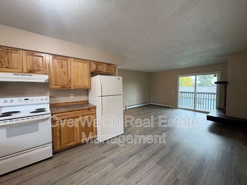 311 Turpin St #C - Photo 2 of 14