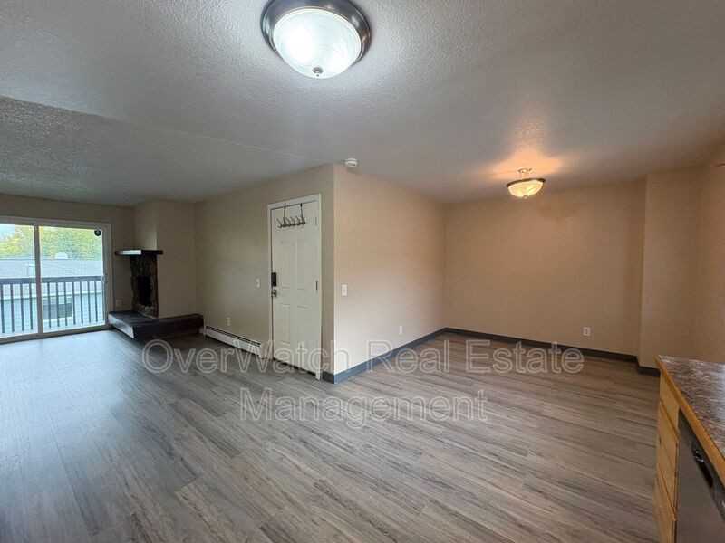 311 Turpin St #C - Photo 4 of 14
