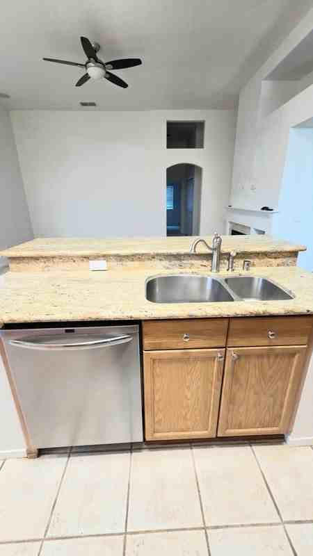 9411 Windrunner Ln - Photo 7 of 21