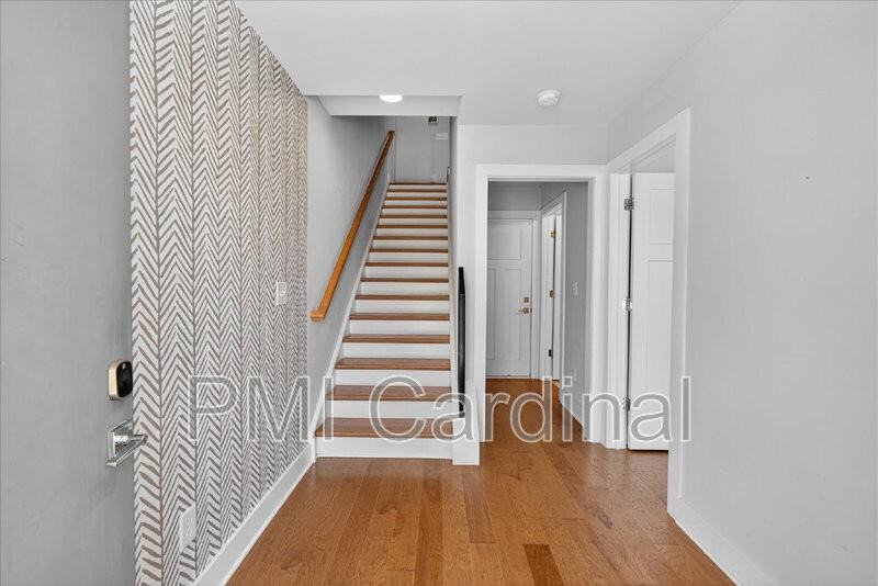 2104 Bryant Park Dr - Photo 3 of 31