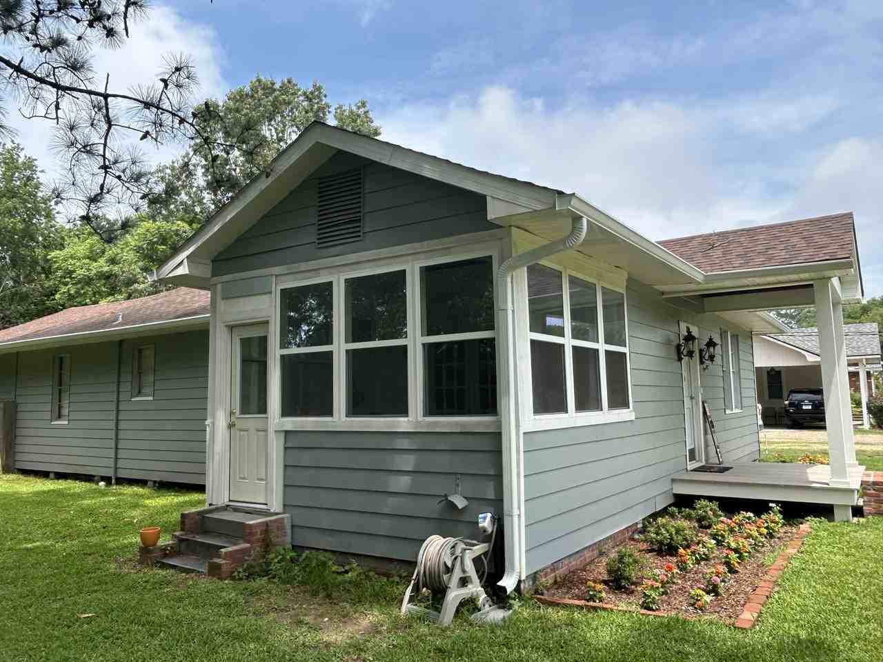 4699 Pecan Grove Rd - Photo 2 of 21