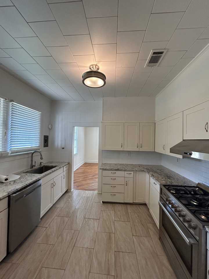 4699 Pecan Grove Rd - Photo 4 of 21
