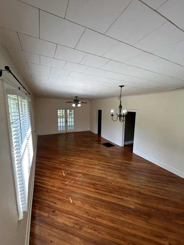 4699 Pecan Grove Rd - Photo 6 of 21