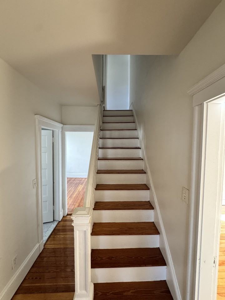 70 Quint Ave #1 - Photo 3 of 11