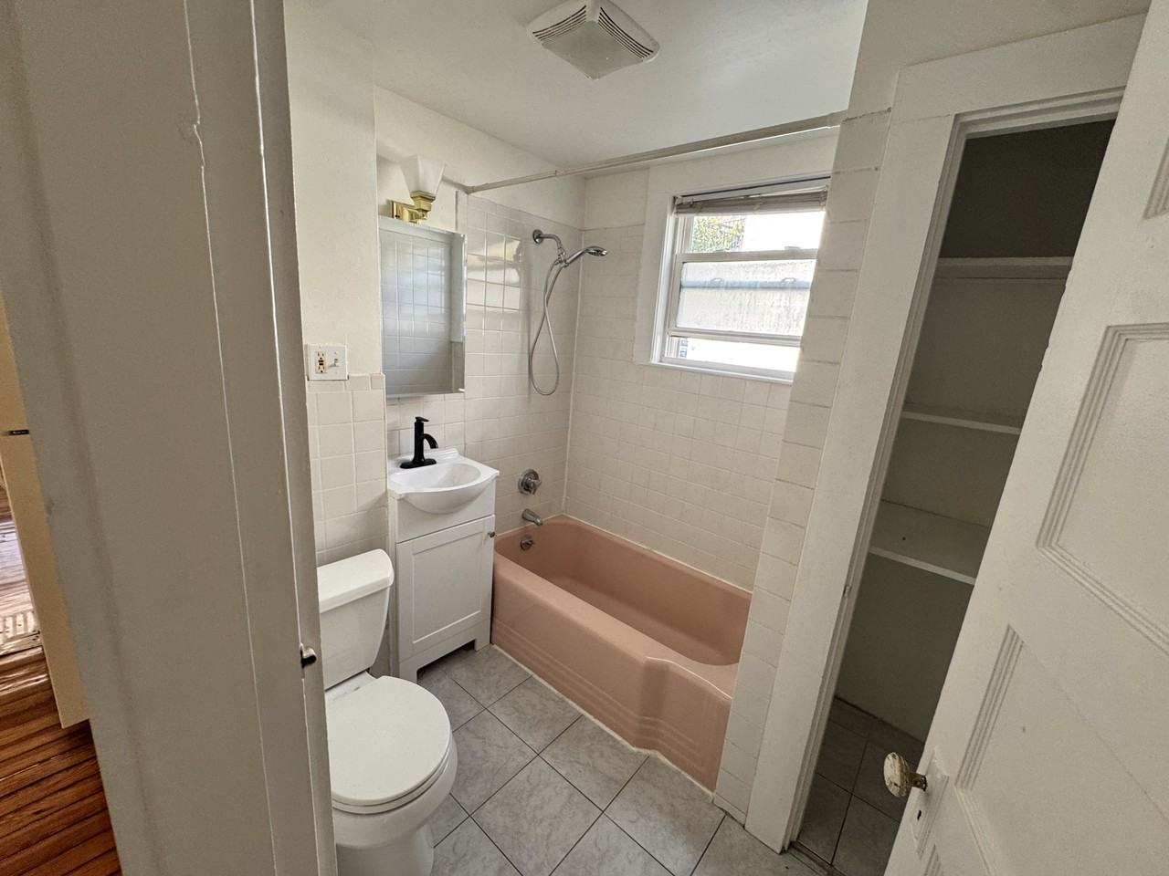 70 Quint Ave #1 - Photo 7 of 11