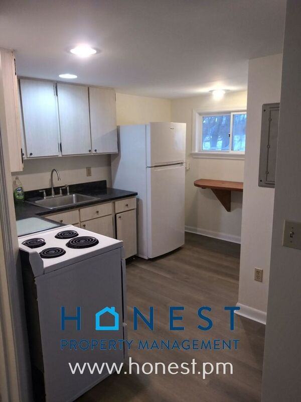 60 Cumberland St #4 - Photo 2 of 18