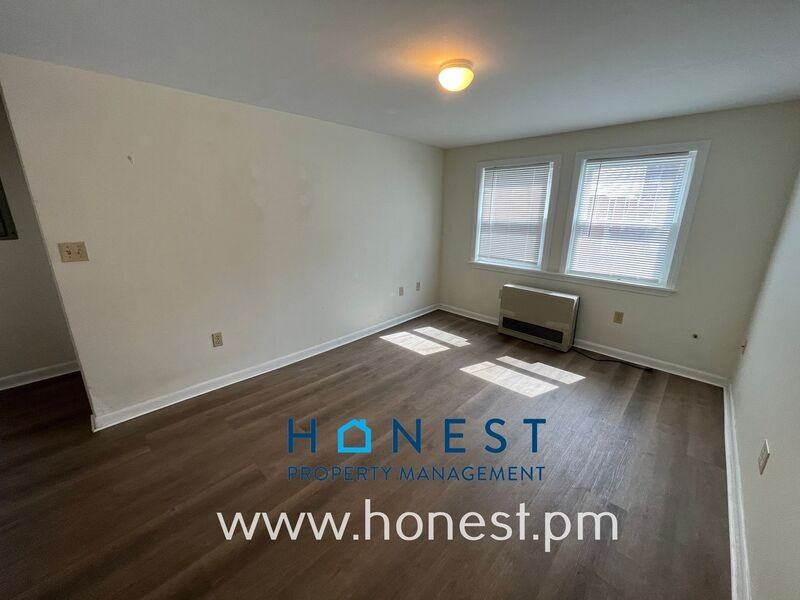 60 Cumberland St #4 - Photo 4 of 18