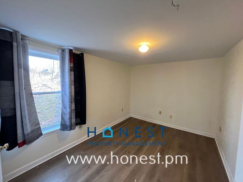 60 Cumberland St #4 - Photo 7 of 18