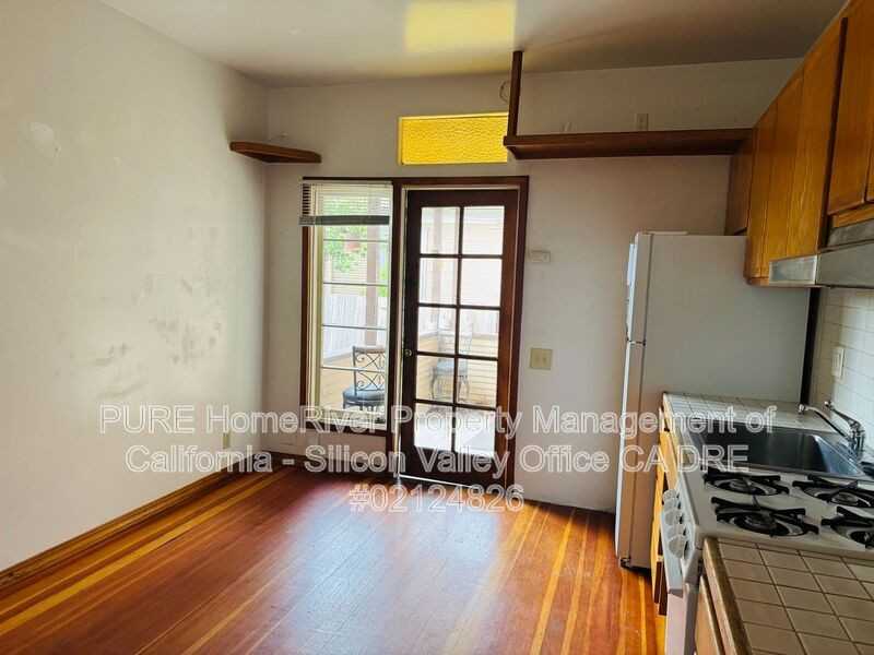 221 Broadway #C - Photo 3 of 10