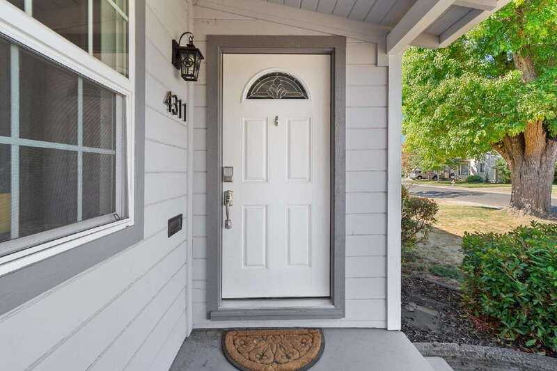 4311 Cabrillo Way - Photo 5 of 31