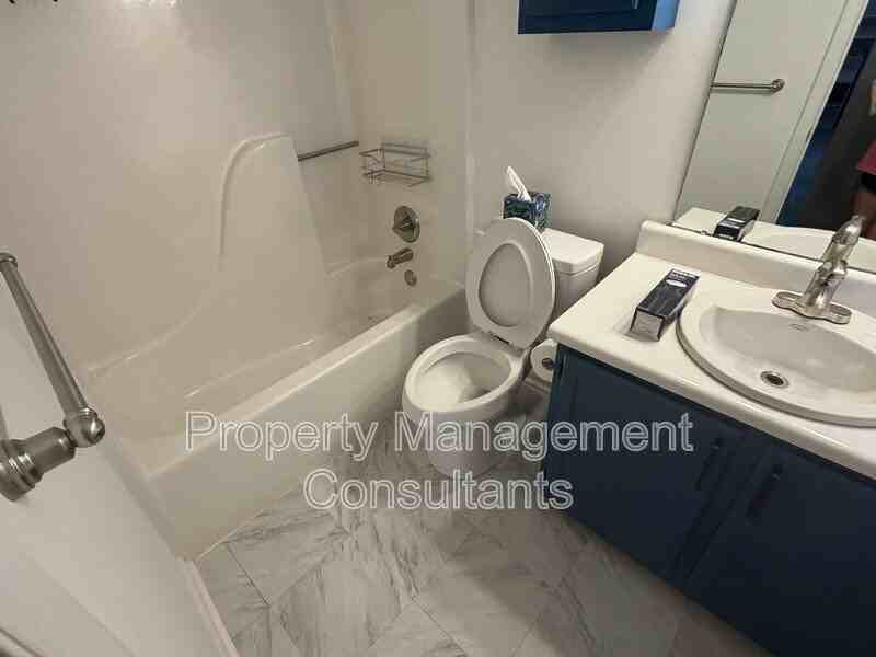 4922 7 Pine Circle - Photo 6 of 9