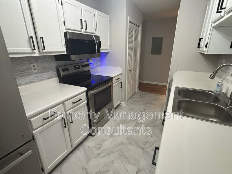 4922 7 Pine Circle - Photo 7 of 9