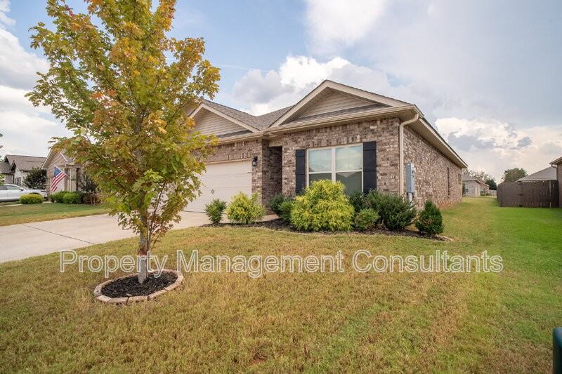 26382 Jones Spring Dr - Photo 3 of 32